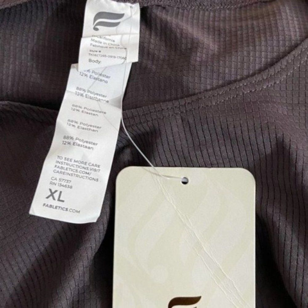 NWT Fabletics Mauve Split Mesh Active Tank Top NWT - image 4